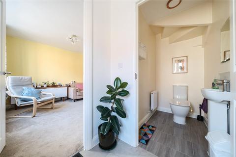 27 Kestrel Crescent, Witney, OX28 6NX