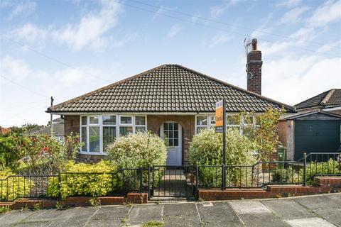 2 bedroom detached bungalow for sale, Nursery Gardens, Hull Road