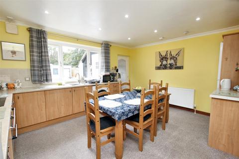 2 bedroom terraced house for sale, Covington Oval, Carstairs Junction