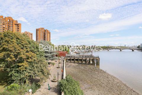 2 bedroom apartment to rent, Chelsea Wharf, Lots Road SW10