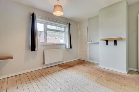 4 Bedford Grove, Leeds, LS16 6DT