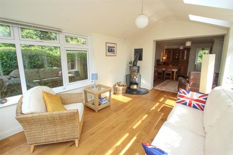 3 bedroom semi-detached house for sale, Spitfire Way, Hamble, Southampton, Hampshire, SO31