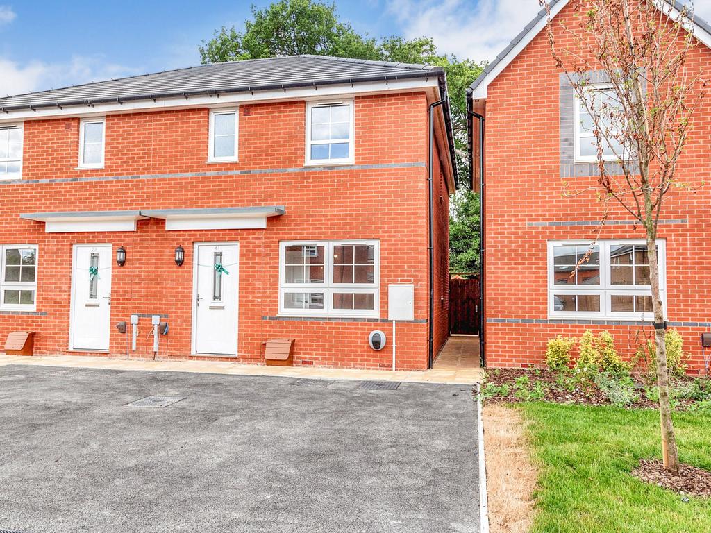 Campbell Drive, Upper Lighthorne... 3 bed house to rent £1,400 pcm (£