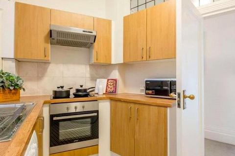 2 bedroom property to rent, Park Road, London NW8