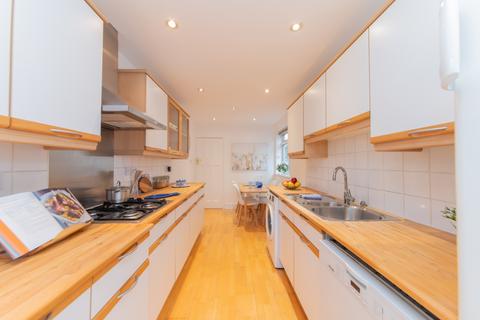 4 bedroom semi-detached house for sale, Holders Hill Avenue, NW4