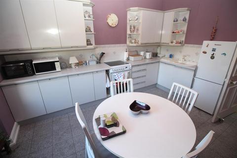 1 bedroom flat for sale, Robertson Street, Greenock