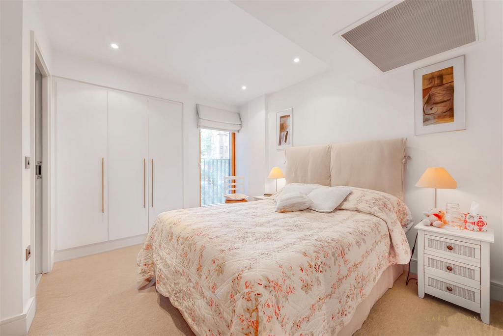 Bedroom.jpg