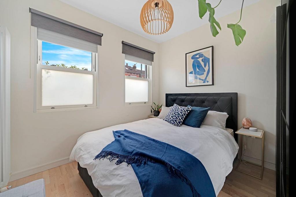 12-e55680890 - NS - Prop WPen - 57 Maple Road -28-m