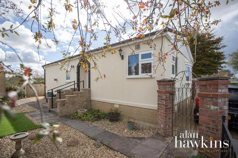 2 bedroom park home for sale, Church Park, Bradenstoke, Chippenham