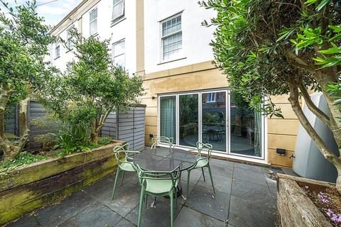 3 bedroom end of terrace house for sale, Queens Terrace, Exeter, Devon