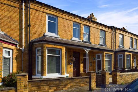 3 bedroom terraced house for sale, Elmville Avenue, Scarborough