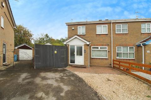 3 bedroom semi-detached house for sale, Bannister Drive, Hull