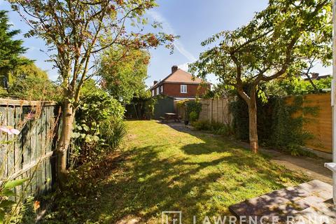 4 bedroom terraced house to rent, Stafford Road, Ruislip, HA4