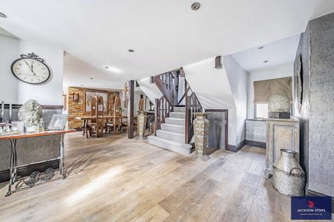 undefined, Miletree Farm, Miletree Road, Leighton Buzzard, Bedfordshire, LU7