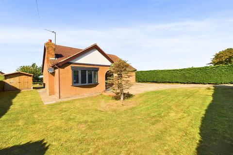 3 bedroom detached bungalow for sale, Ferry Road, North Lincolnshire DN19