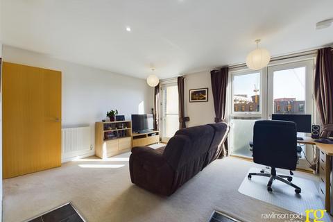 1 bedroom flat for sale, Headstone Drive, Harrow