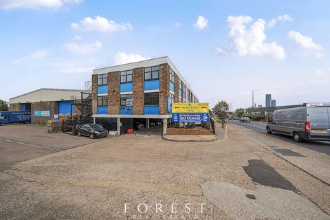 Industrial unit to rent, 620 Western Avenue, Acton, W3 0TE