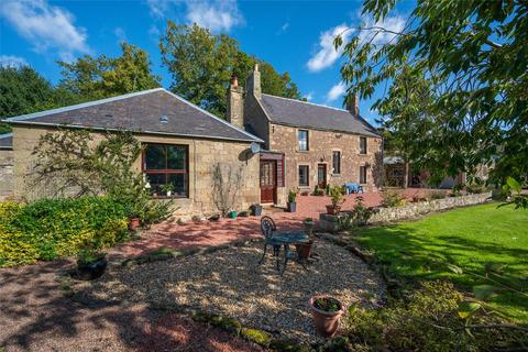 2 And 4 Coldstream Road, Swinton, Duns, TD11 3JE