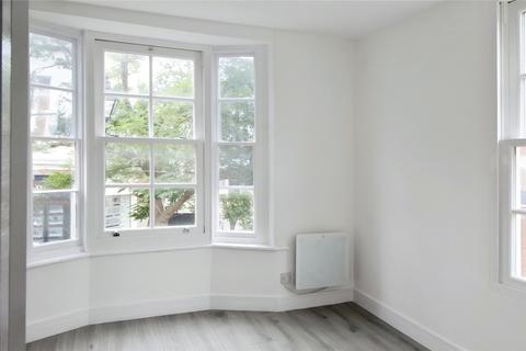 1 bedroom flat to rent, Middle Row, Kent TN24