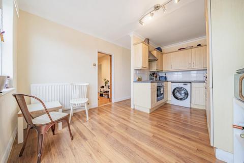 2 bedroom flat for sale, Thornton Hill, Wimbledon