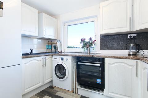 2 bedroom flat for sale, 1/4 Captain's Row, Gracemount, Edinburgh, EH16 6QP