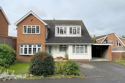 4 bedroom detached house for sale, Hill Top, Orston