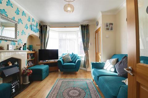 37 Glebe Road, Hull, HU7 0DX