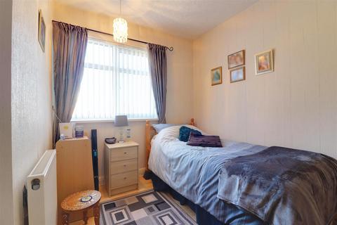37 Glebe Road, Hull, HU7 0DX