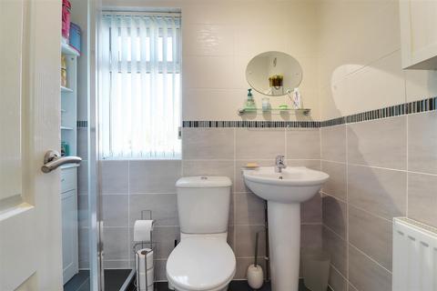 37 Glebe Road, Hull, HU7 0DX