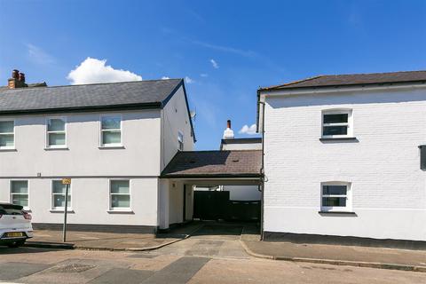 2 bedroom terraced house for sale, St. Johns Road, Hampton Wick