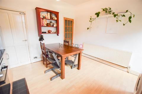 21 Welby Place, Sheffield, S8 9DA