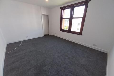 2 bedroom flat to rent, Marryat Terrace, Dundee, DD3