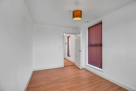 1 bedroom apartment for sale, at Aces Court, North Drive, London TW3