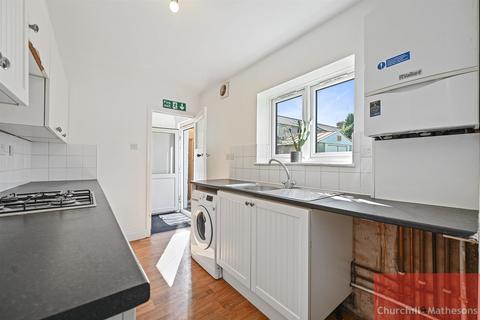 4 bedroom detached house to rent, Acton