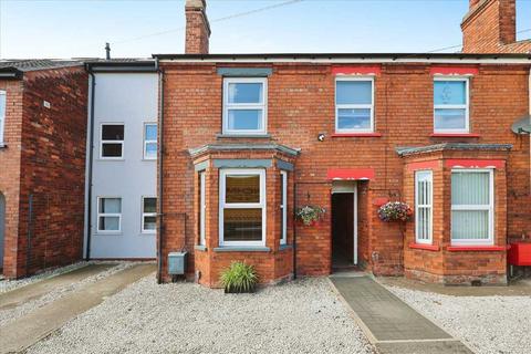 3 bedroom terraced house for sale, Station Road, North Hykeham