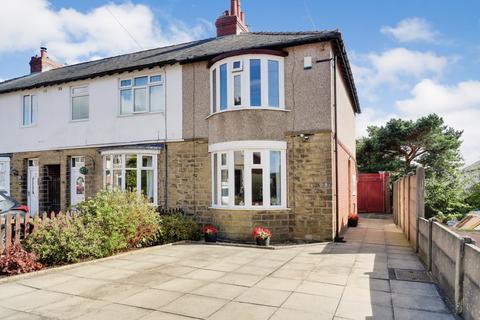 2 bedroom semi-detached house for sale, Hunston Avenue, Huddersfield, West Yorkshire, HD3