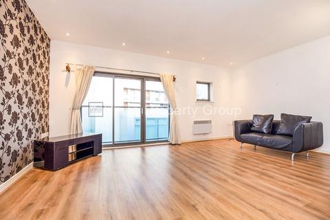 2 bedroom flat to rent, 17 Palmers Road, London E2