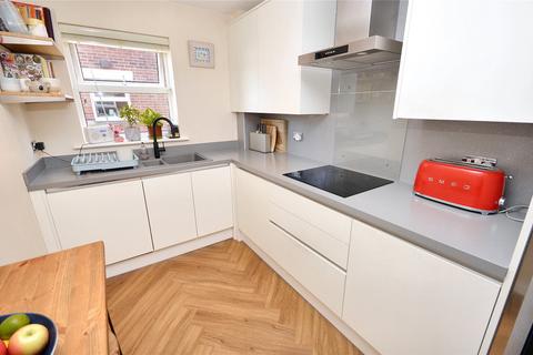 3 bedroom apartment for sale, Carisbrooke Road, Leeds, West Yorkshire