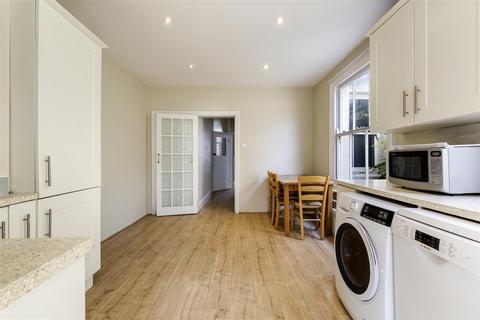 2 bedroom flat for sale, Oxford Avenue, Wimbledon Chase SW20