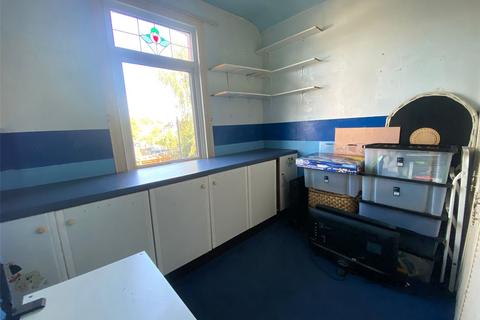 50 Whitehill Road, Gravesend, DA12 5PG