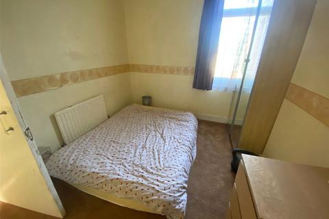 50 Whitehill Road, Gravesend, DA12 5PG