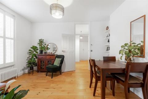 1 bedroom flat for sale, The Terrace, Barnes, London, SW13