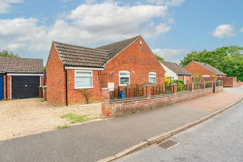 3 bedroom detached bungalow for sale, Howlett Drive, Norwich