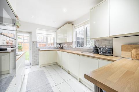 3 bedroom semi-detached house for sale, High Street, Southgate