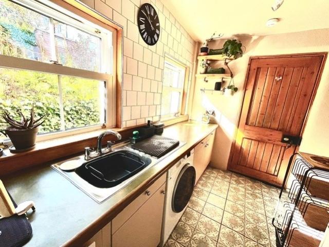 10 Craighouse Avenue Kitchen