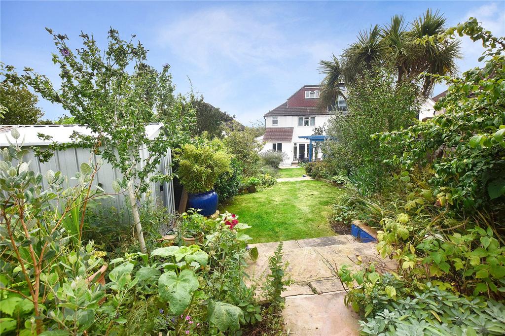 Rochester Drive, Bexley, Kent, DA5 4 bed semidetached house for sale