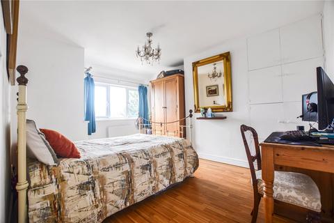 174 Rochester Drive, Bexley, DA5 1QG