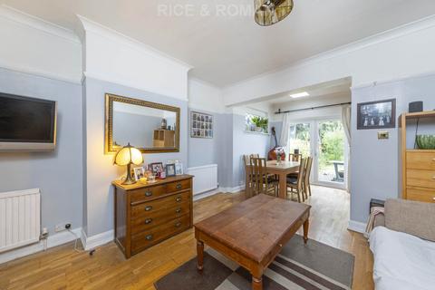 531 Kingston Road, Epsom, KT19 0DL