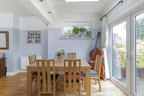 531 Kingston Road, Epsom, KT19 0DL