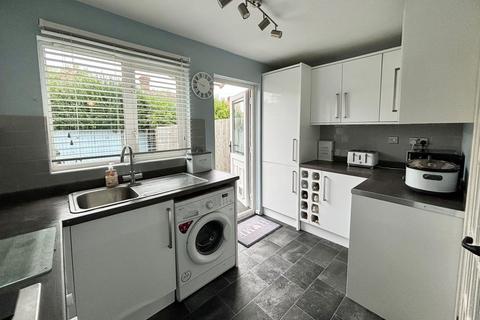 2 bedroom terraced house for sale, Shirley Crescent, Beckenham, BR3